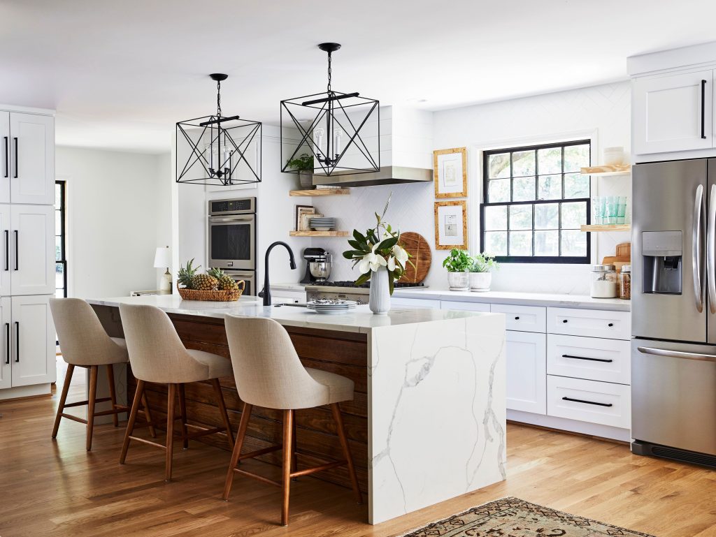 20 Coastal Kitchen Ideas To Bring The Beach To Your Home pertaining to Coastal Art For Modern Kitchens