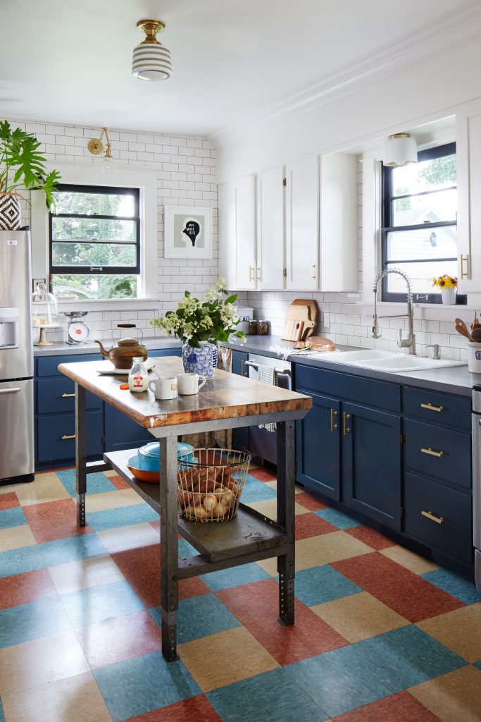 46 Small Kitchen Decor Ideas For Big Style within Art For Small Kitchen Spaces